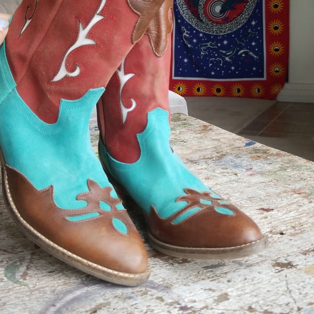 Cowgirl boots - Picture 3 of 3